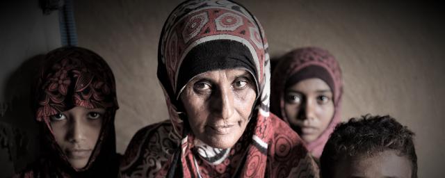 Rising hunger levels in Yemen have left many families close to breaking point.