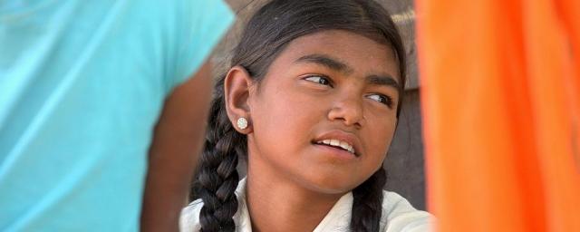 Despite her young age, Komal from India, has already faced a lifetime of discrimination. But she’s determined to use sport to show her strength, and is literally fighting for gender equality. Despite her young age, Komal from India, has already faced a lifetime of discrimination. But she’s determined to use sport to show her strength, and is literally fighting for gender equality.
